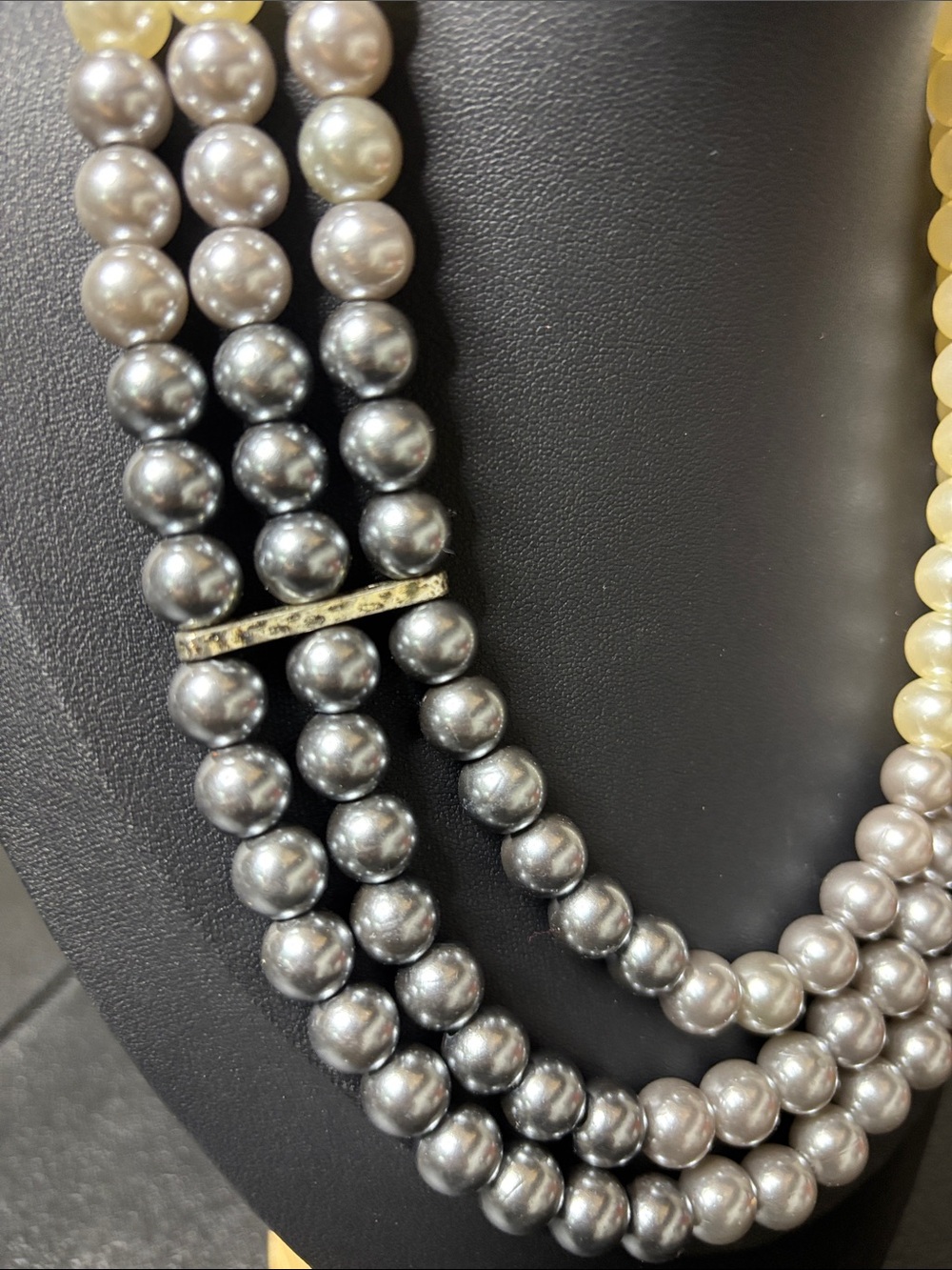 Fashion Triple-Strand Faux Pearl Statement Necklace in Cream Silver Tones - Picture 5 of 7